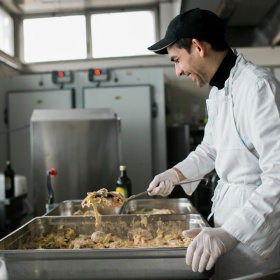 Mensa Universitaria via dei mille, particolare su alcuni vassoi Mensa Universitaria via dei mille, particolare su alcuni vassoi